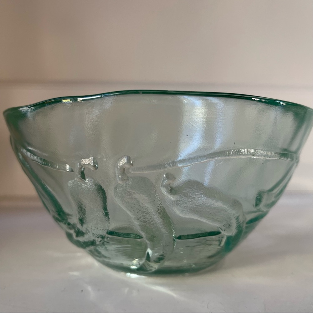 Vintage Jalapeño Chili Pepper Embossed Recycled Glassware Bowl Green